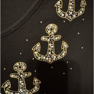 QUAKER FACTORY V-neck top